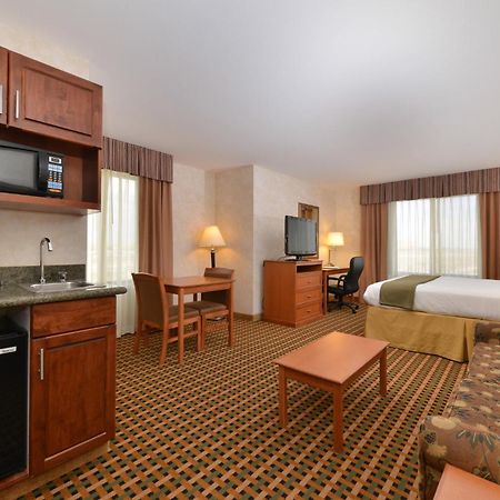 Holiday Inn Express Rawlins By Ihg Exterior foto